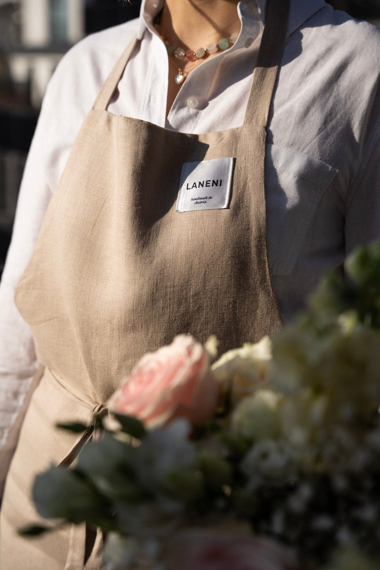 THE AUSTRIAN CREATIVE APRON