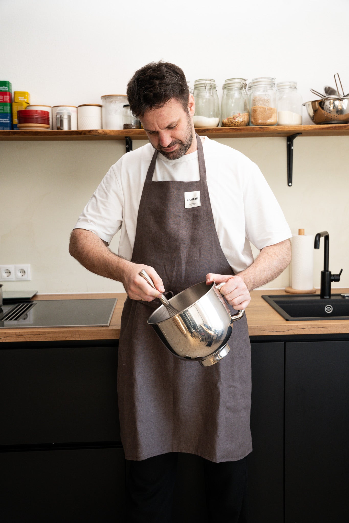 LANENI APRON MOCCA BROWN
